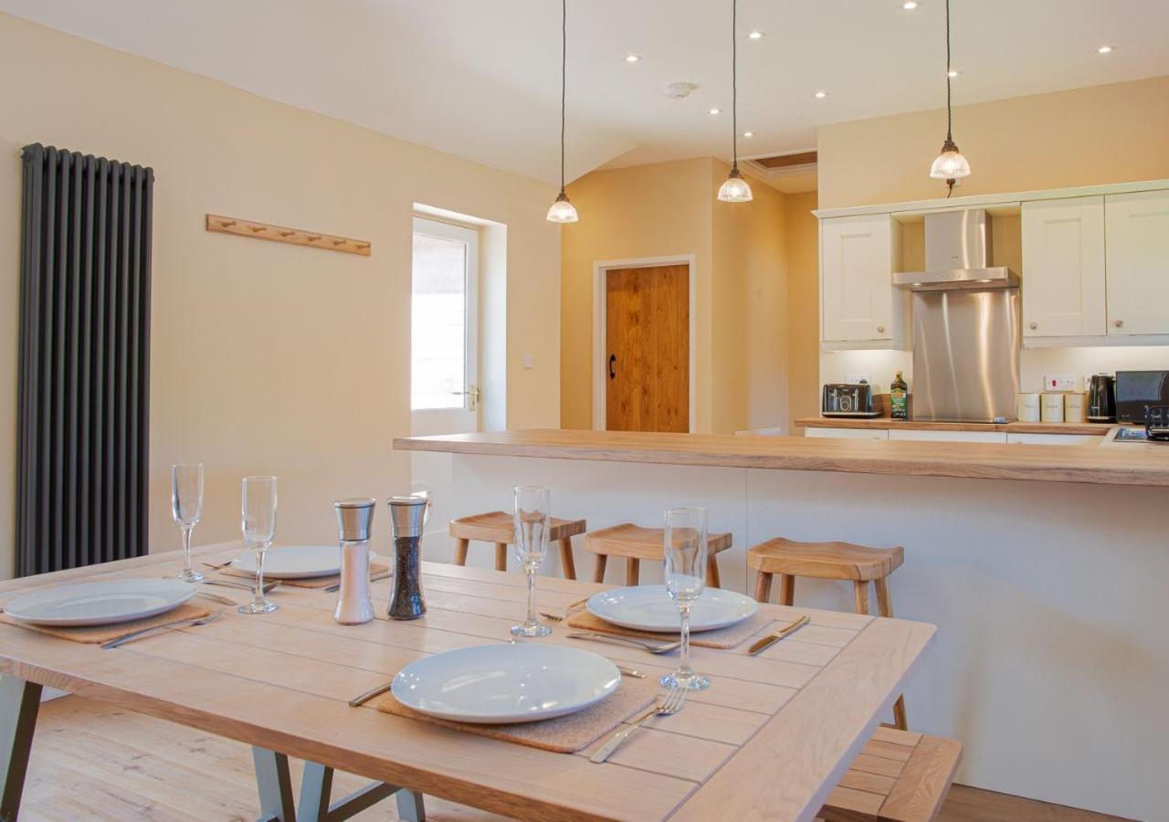 The Barn In Longhope - Luxury Barn Conversion Εξωτερικό φωτογραφία