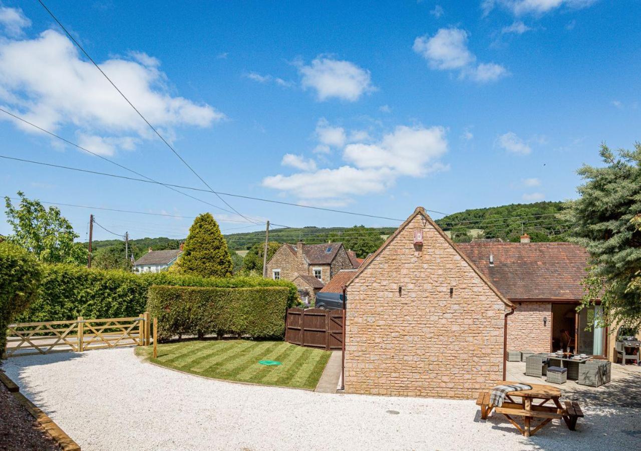 The Barn In Longhope - Luxury Barn Conversion Εξωτερικό φωτογραφία
