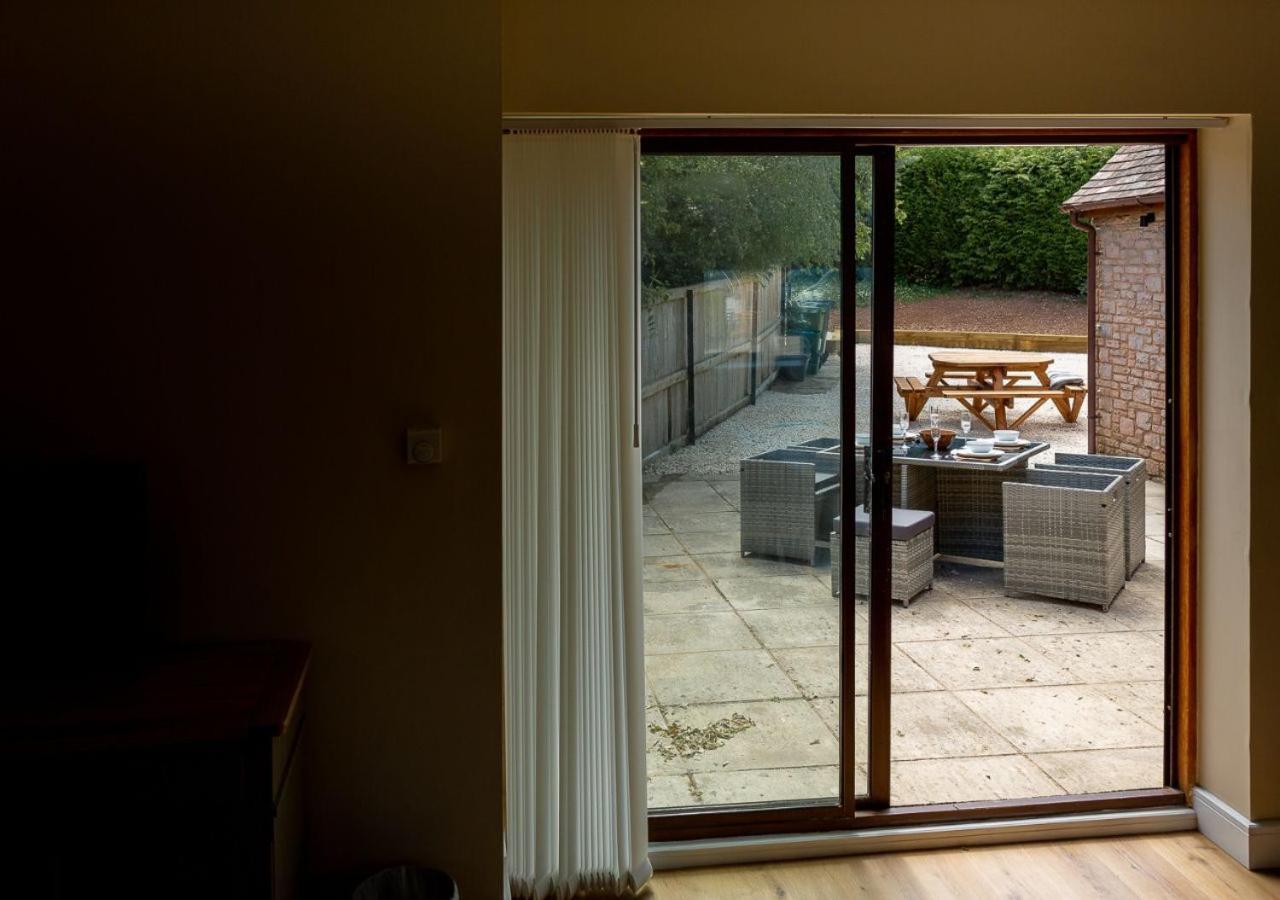 The Barn In Longhope - Luxury Barn Conversion Εξωτερικό φωτογραφία
