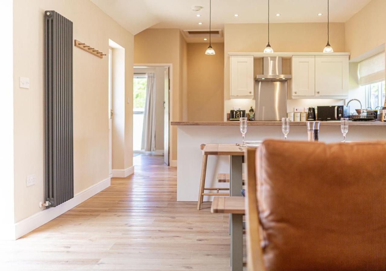 The Barn In Longhope - Luxury Barn Conversion Εξωτερικό φωτογραφία